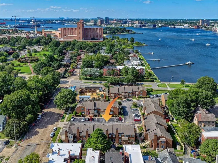 306 Worthington Square, Portsmouth, VA 23704 - #3