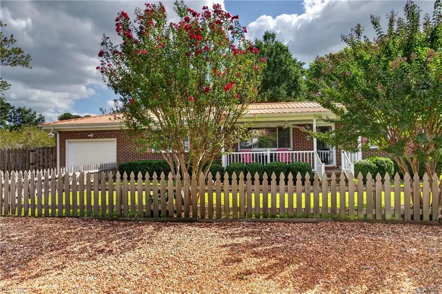 117 Kelly Drive, Portsmouth, VA 23702 - #2
