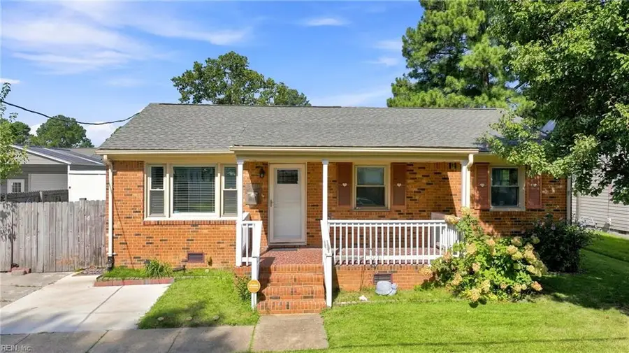 210 Daniel Way, Portsmouth, VA 23701 - #2