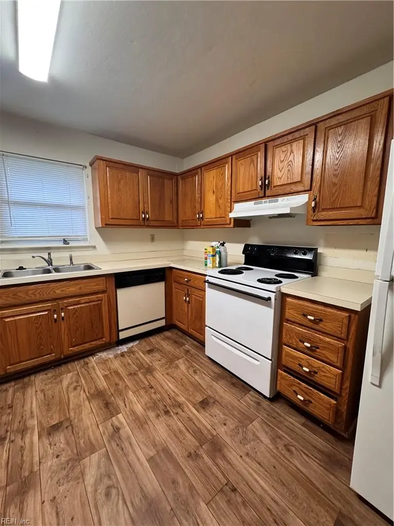 5670 Caxton Court, Virginia Beach, VA 23462 - #2