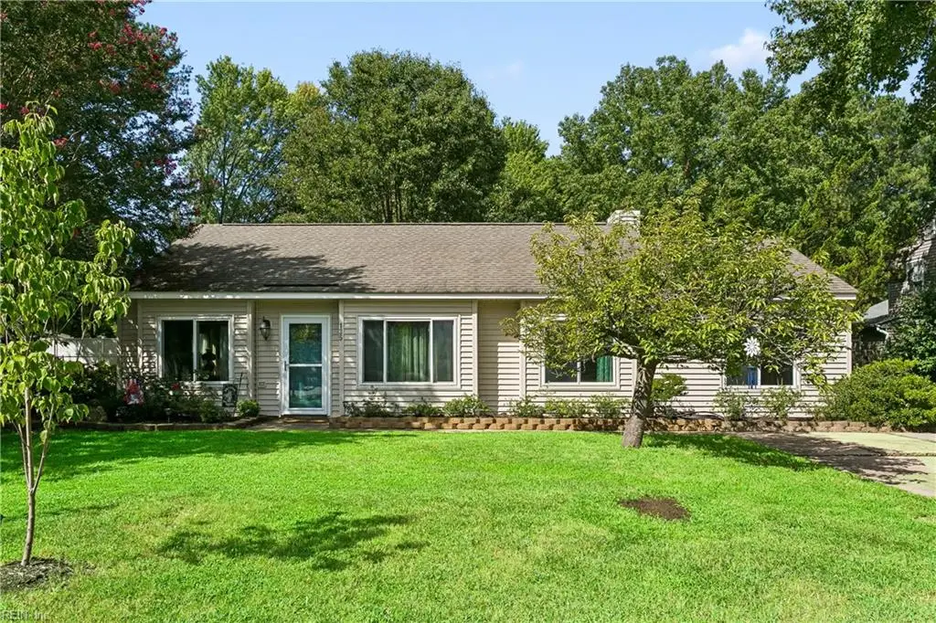 135 Springdale Way, Hampton, VA 23666 - #1