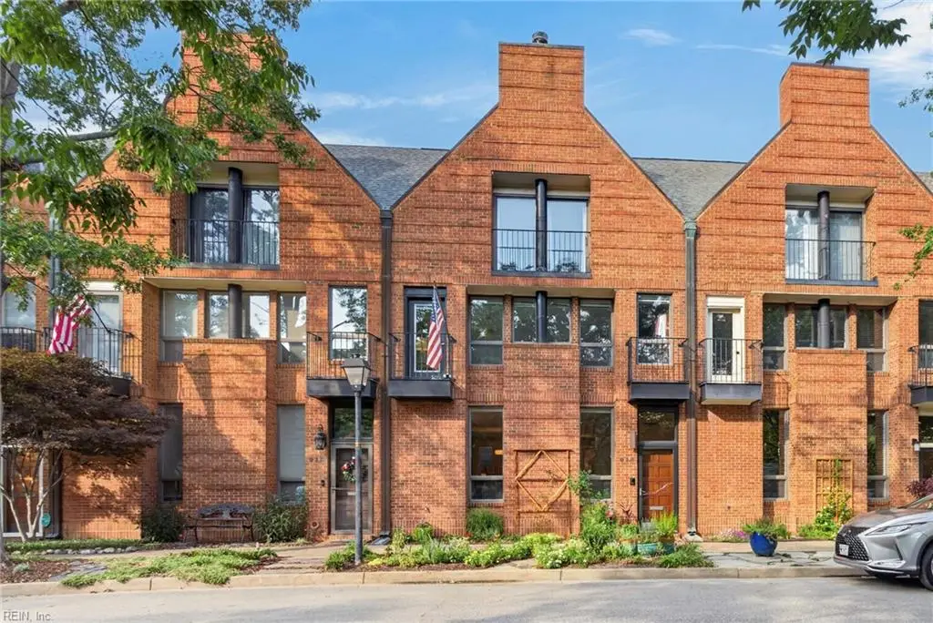 915 Botetourt Gardens, Norfolk, VA 23507 - #1