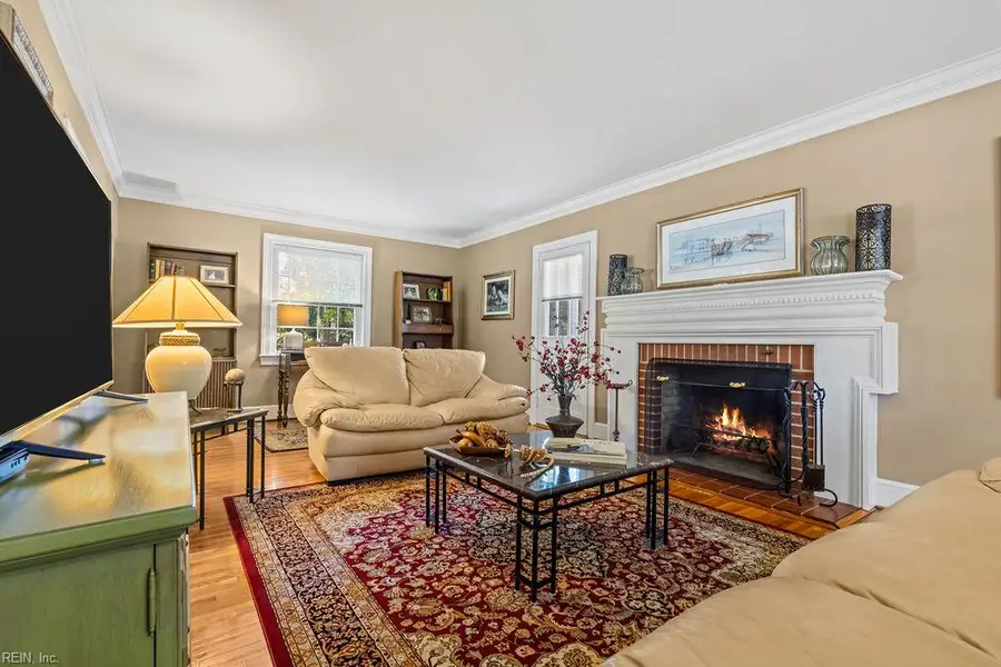 909 Clay Street, Franklin, VA 23851 - #3
