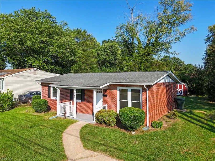 121 Phillips Lane, Newport News, VA 23602 - #3