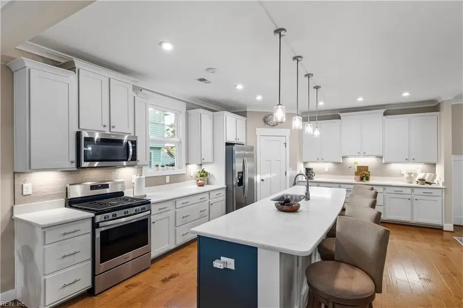 705 16th Street, Virginia Beach, VA 23451 - #3