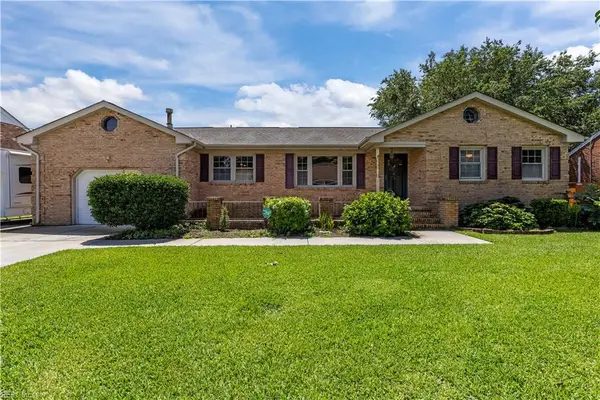 5917 Woodhaven Court, Virginia Beach, VA 23464