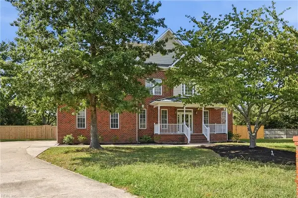 804 Wakedale Arch, Chesapeake, VA 23322