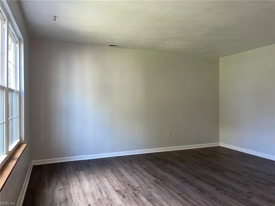1214 Holly Avenue, Chesapeake, VA 23324 - #2