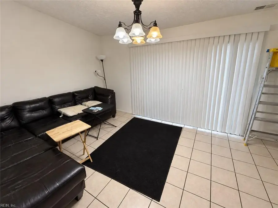 724 Arthur Avenue, Virginia Beach, VA 23452 - #2