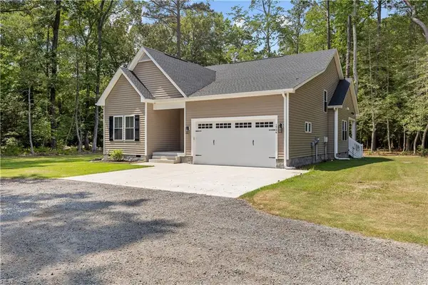 1734 Angus Road, Hayes, VA 23072