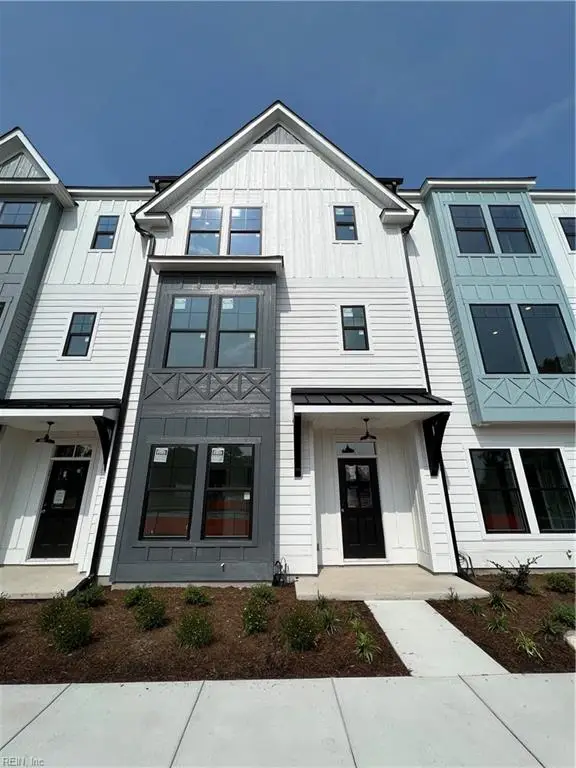 905 Bernard Lane, Chesapeake, VA 23322