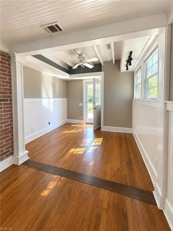3605 Victoria Boulevard, Hampton, VA 23661 - #3