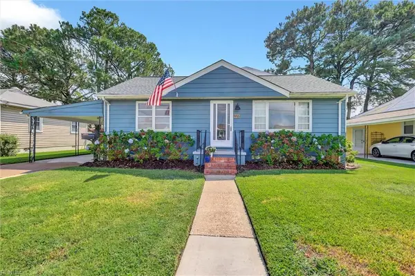 916 Redstart Avenue, Chesapeake, VA 23324