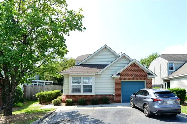 1216 Club Point Drive, Chesapeake, VA 23322