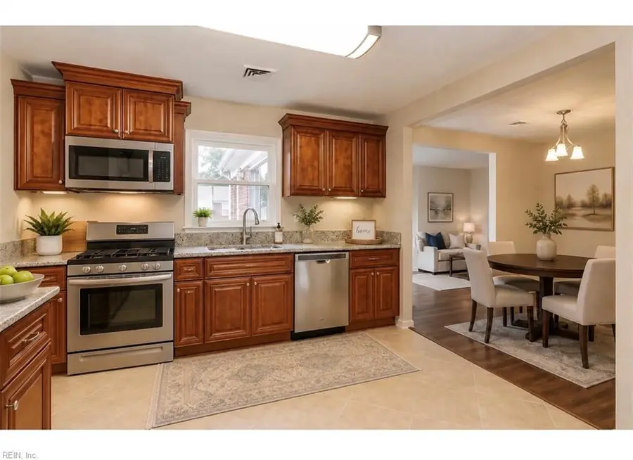 925 South Avenue, Newport News, VA 23605 - #2