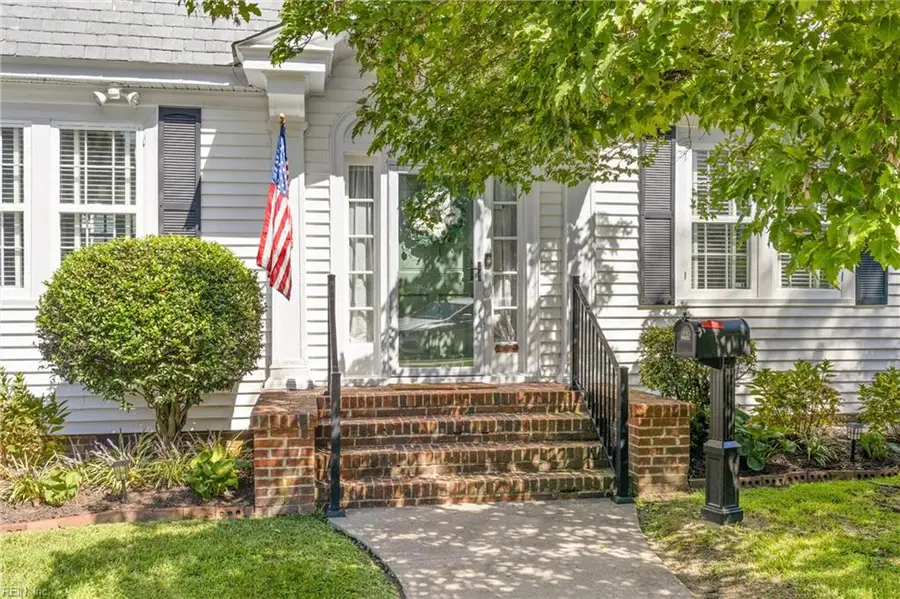 4002 Columbus Avenue, Norfolk, VA 23504 - #2