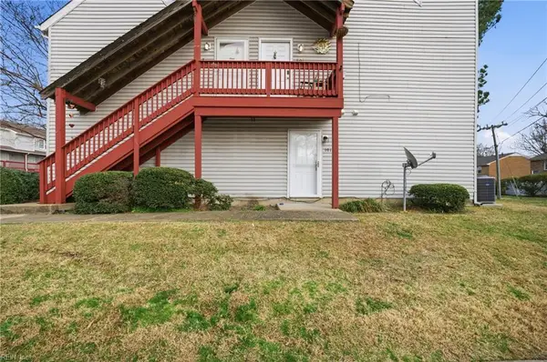 500 Barberton Drive #201, Virginia Beach, VA 23451
