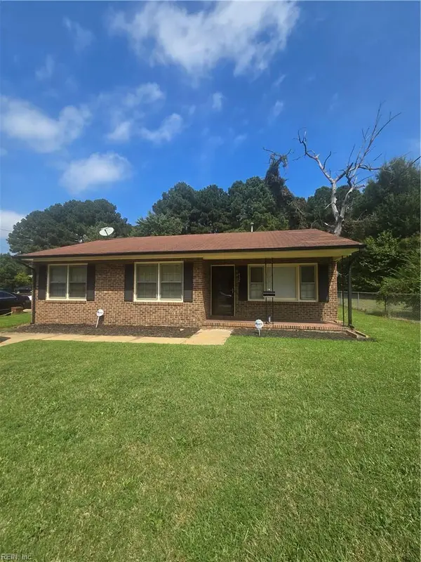 432 Pine Avenue, Newport News, VA 23607