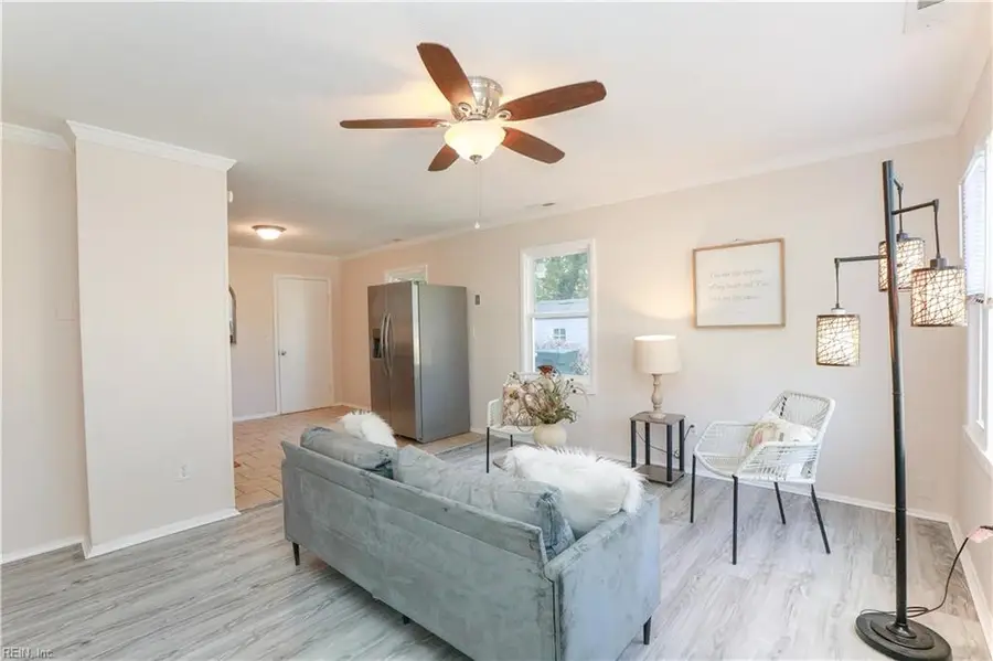 527 Price Street, Hampton, VA 23663 - #2