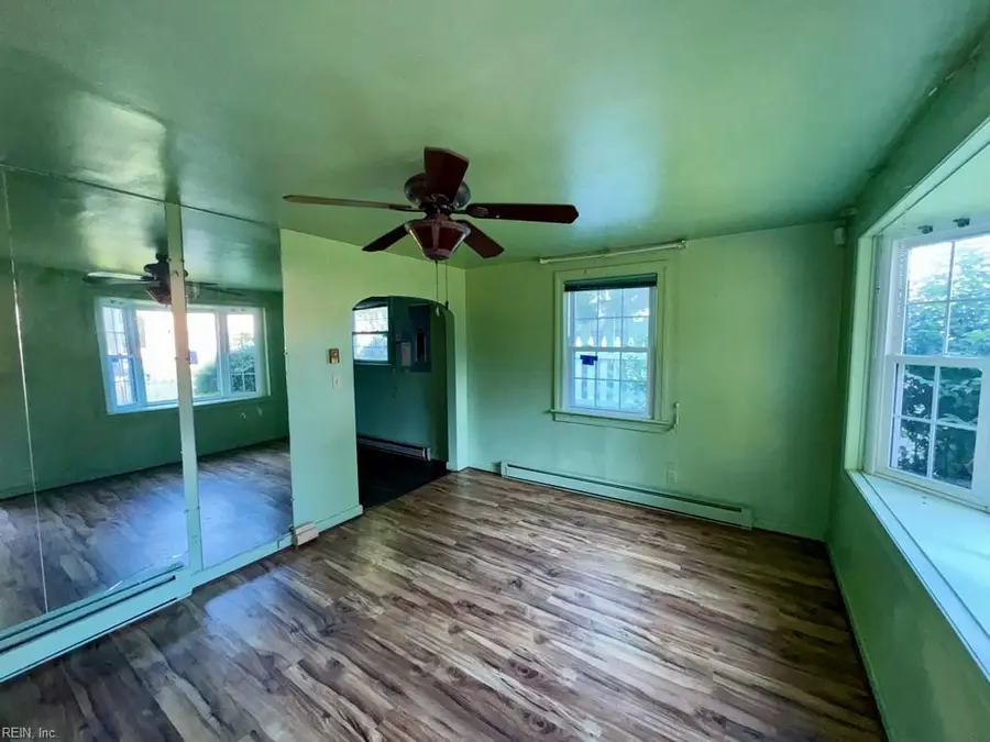 900 W 31st Street, Norfolk, VA 23508 - #3