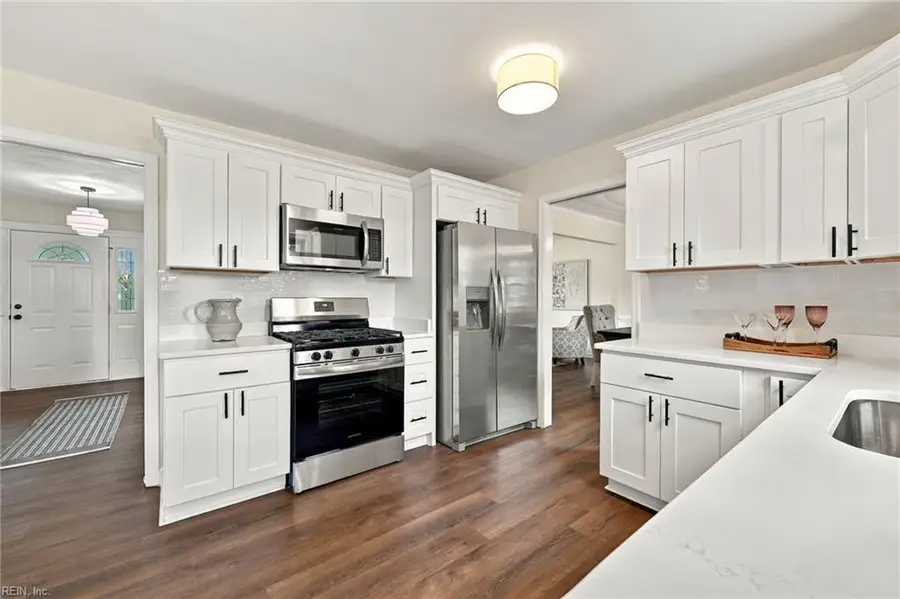 957 Edwin Drive, Virginia Beach, VA 23464 - #2