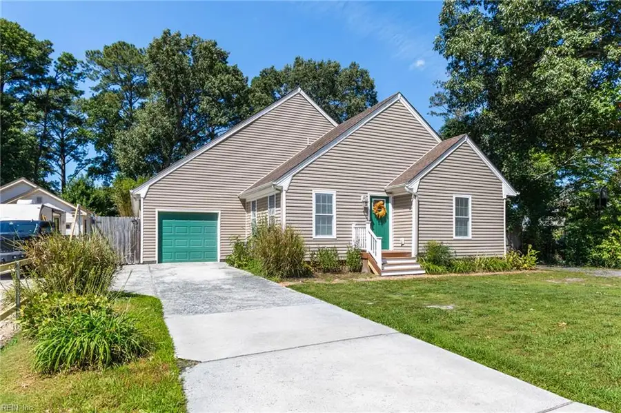 657 Johnson Street, Virginia Beach, VA 23452 - #2