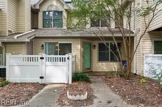 5 Salt Marsh Quay #5B, Hampton, VA 23666
