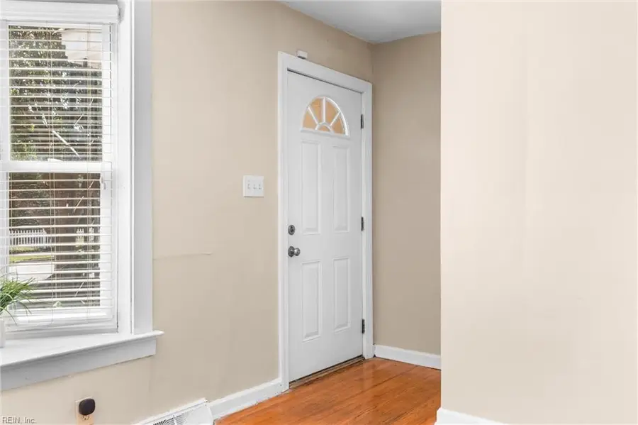 1814 Croyden Road, Norfolk, VA 23503 - #3