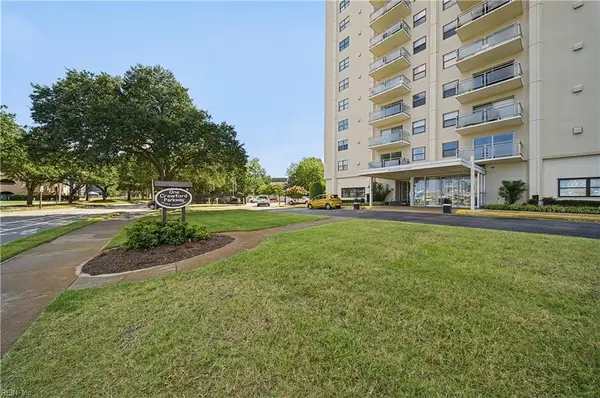 1 Crawford Parkway #1506, Portsmouth, VA 23704