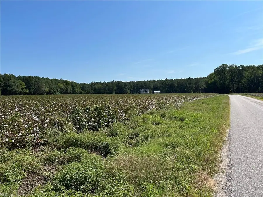 12 Ac Tar Road, Windsor, VA 23487 - #2