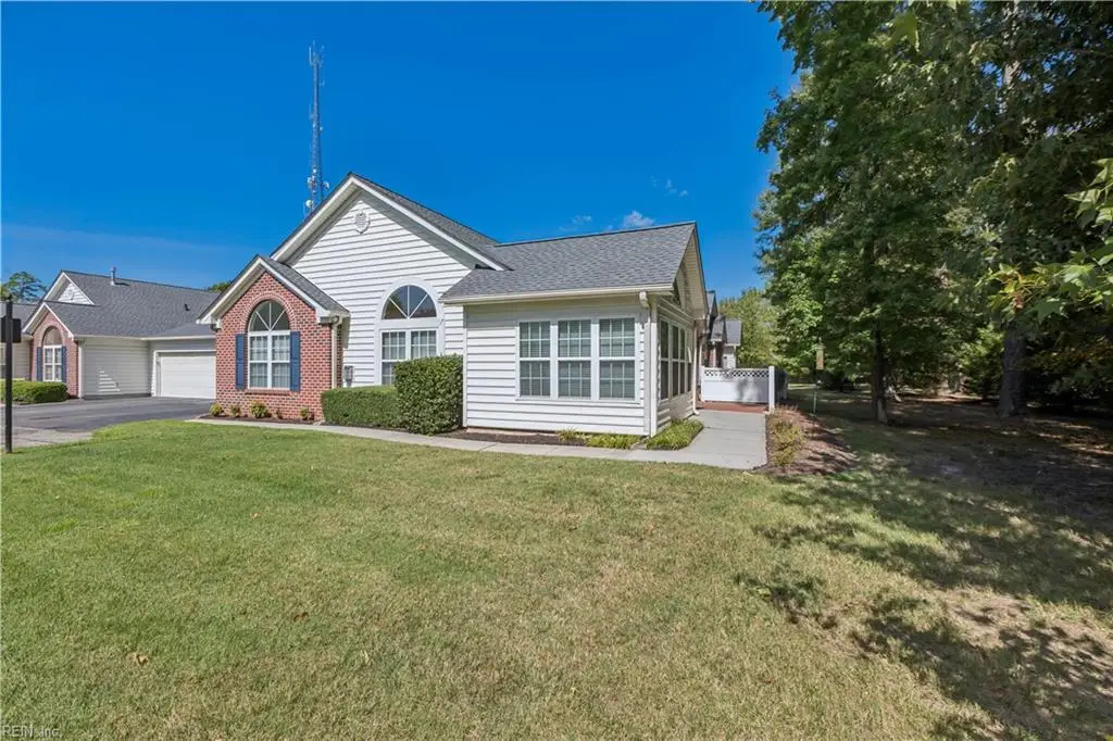 326 Garman Loop, Yorktown, VA 23690 - #1