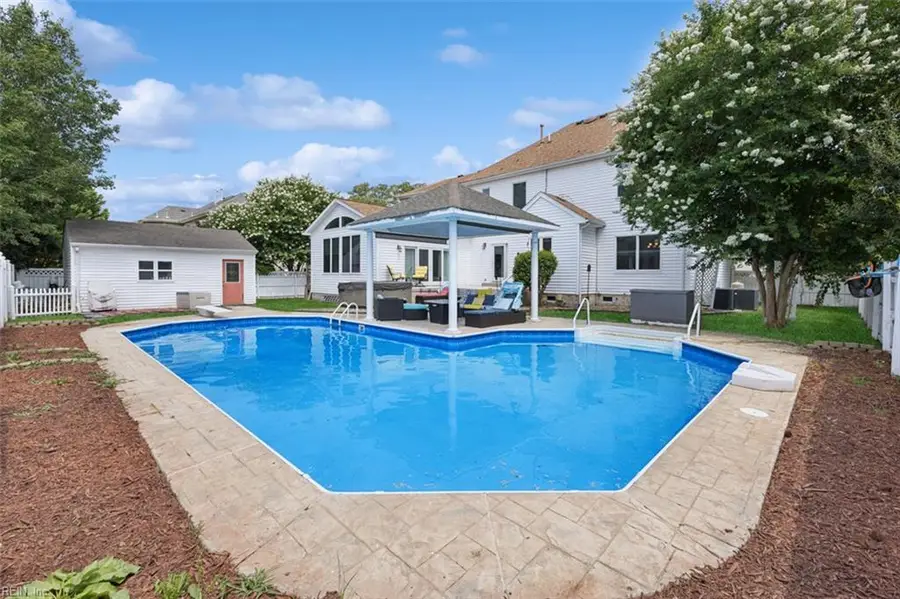 803 Gresham Way, Chesapeake, VA 23323 - #3