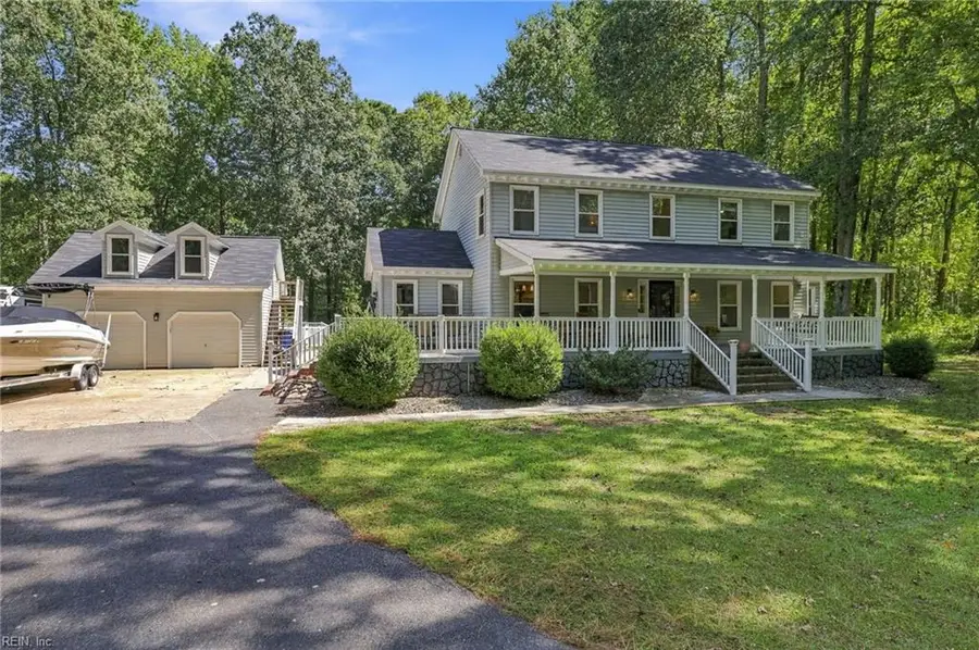 609 Fairfield Drive, Chesapeake, VA 23322 - #2