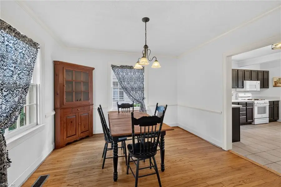 318 68th Street, Newport News, VA 23607 - #3
