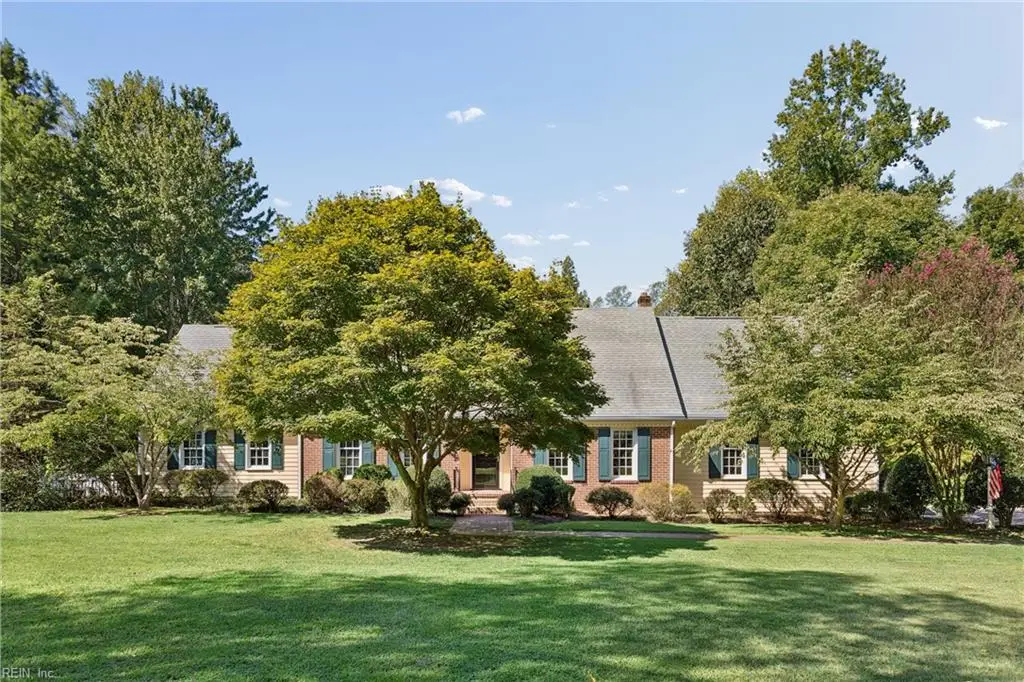 285 E Queens Drive, Williamsburg, VA 23185 - #1