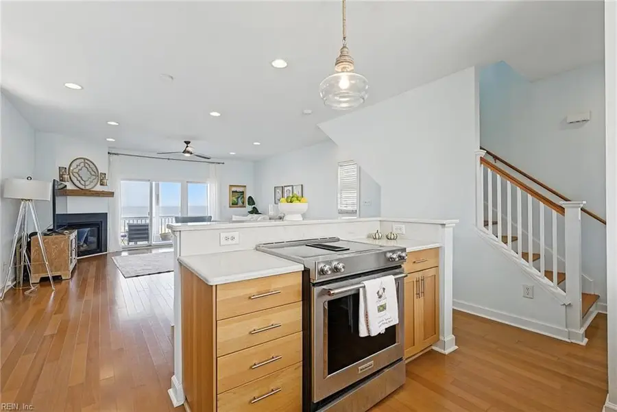 782 W Ocean View Avenue, Norfolk, VA 23503 - #3