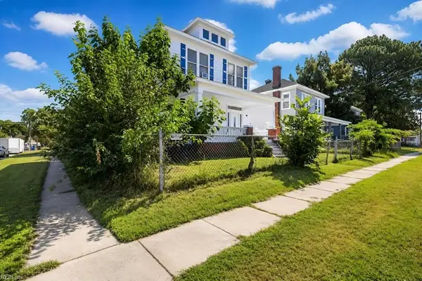2114 Chestnut Avenue, Newport News, VA 23607