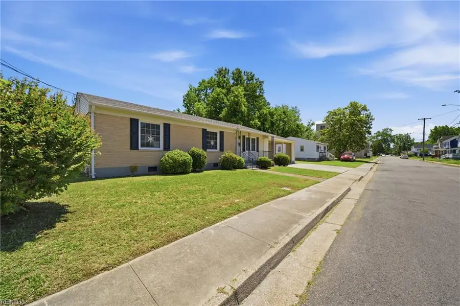 224 Hall Street, Franklin, VA 23851 - #2