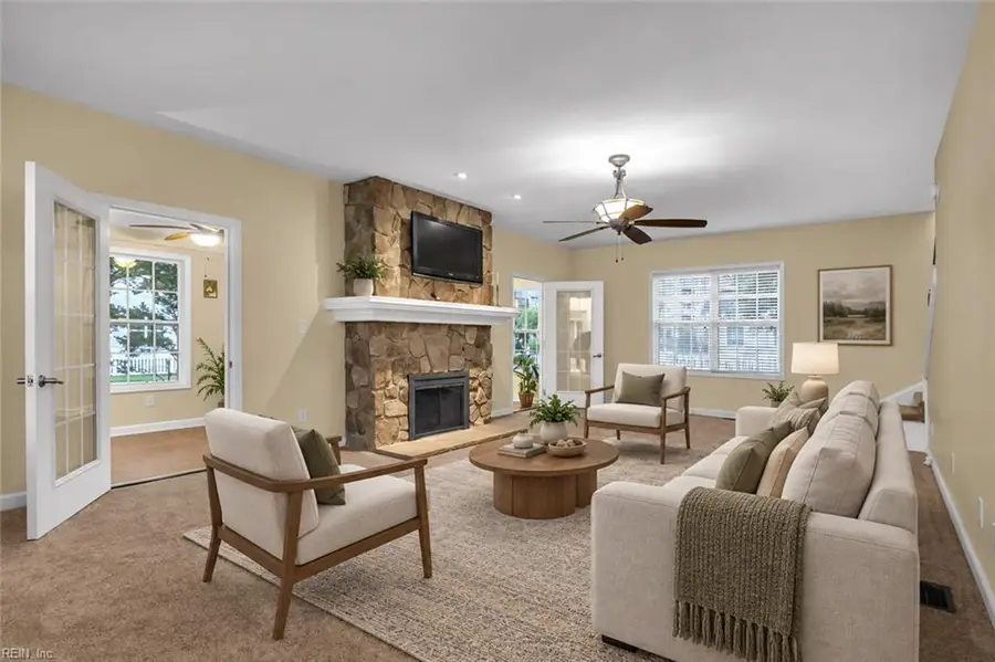 402 26th Street, Virginia Beach, VA 23451 - #3