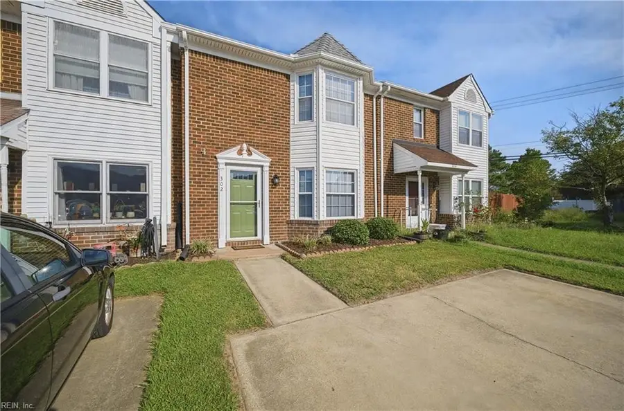302 Fairfax Terrace, Chesapeake, VA 23320 - #2