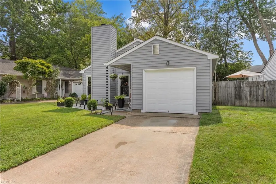 4805 Fountain Hall Drive, Virginia Beach, VA 23464 - #3