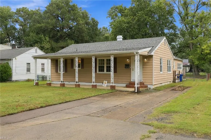 6014 Old Chestnut Avenue, Newport News, VA 23605 - #2