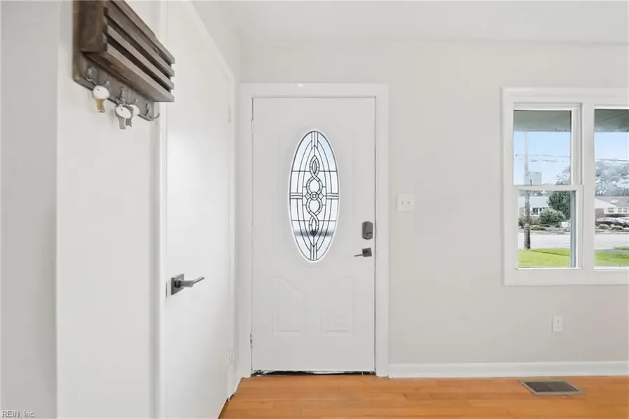 10 Eastlawn Drive, Hampton, VA 23664 - #2