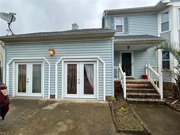 835 Kemp Meadow Drive, Chesapeake, VA 23320