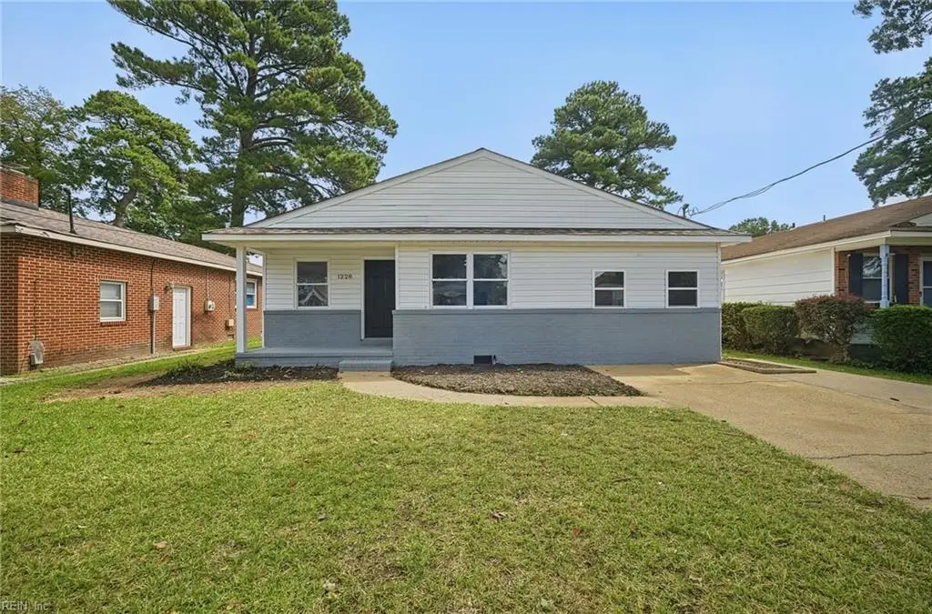 1228 Laurel Avenue, Chesapeake, VA 23320 - #1