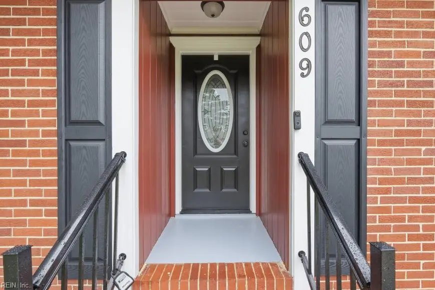 609 Manor Drive, Virginia Beach, VA 23464 - #2