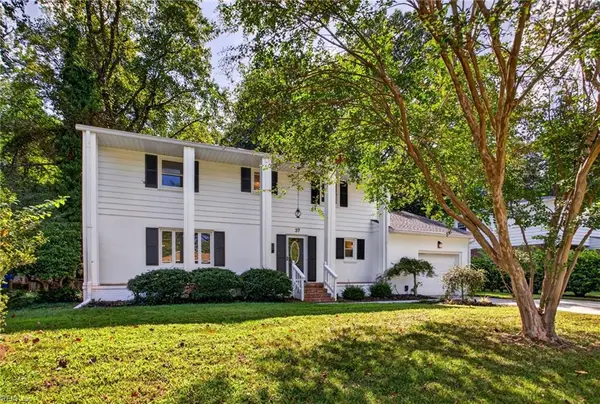 37 Indian Springs Drive, Newport News, VA 23606