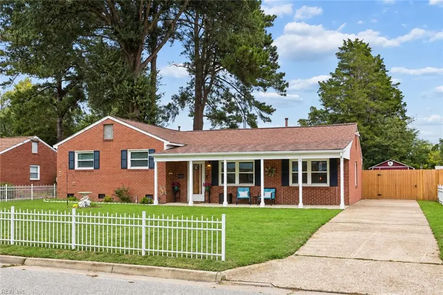 16 Longwood Drive, Hampton, VA 23669 - #2