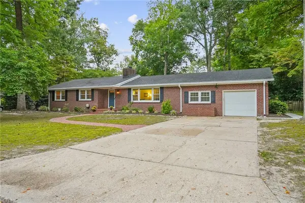 3105 E Cheltingham Place, Virginia Beach, VA 23452