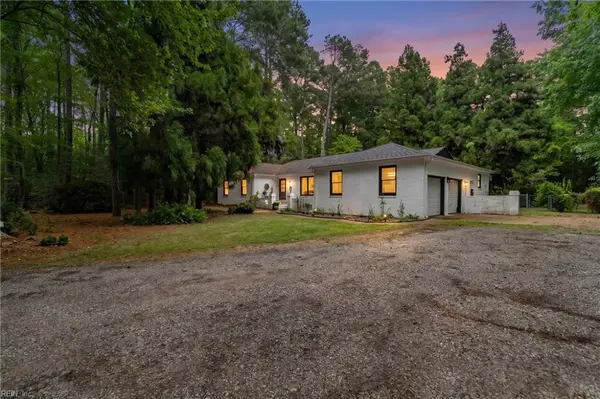 8697 Farys Mill Road, Gloucester, VA 23061